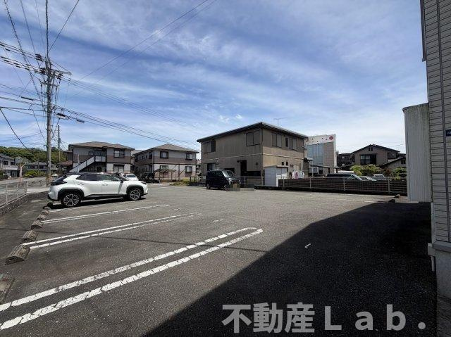 イルマーレの駐車場
