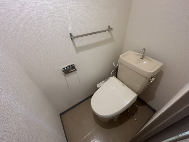 【トイレ】