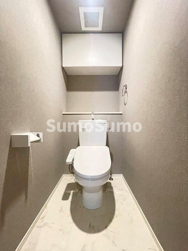RESIDENCE城西のトイレ|落ち着いた色調のトイレです