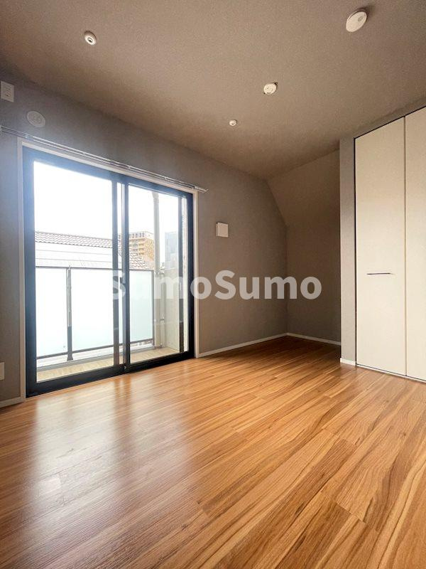 RESIDENCE城西の寝室|落ち着いた色調の寝室です