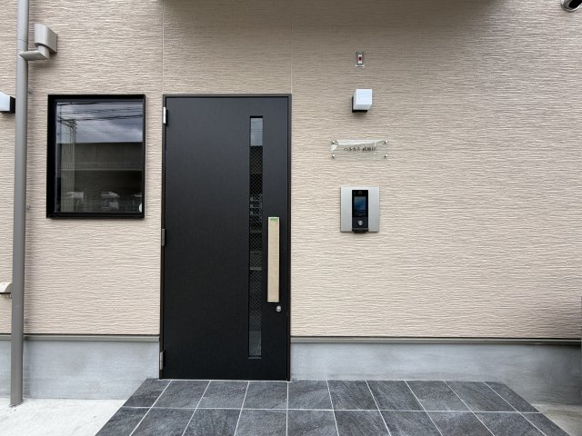 ハルカス武庫川のエントランス