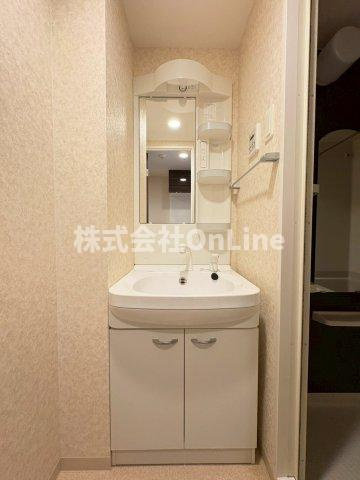 Luxe長田の独立洗面台
