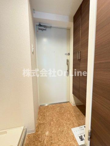 Luxe長田の玄関