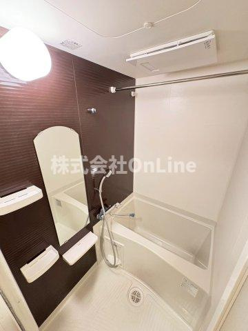 Luxe長田の浴室