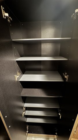 Alivis六本松の玄関