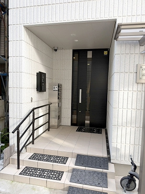 Chez ASAKA文京のエントランス