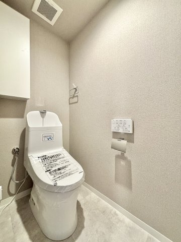 日光ハイツ香里第五のトイレ|落ち着いたトイレです