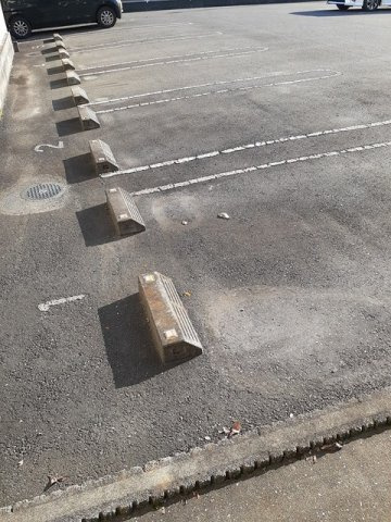セレ－ノ　オヴェストの駐車場