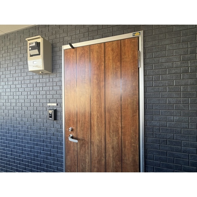 MQuarto西所沢の玄関