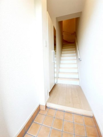 ワン　リヴァーの玄関