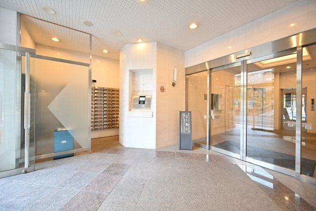 パレステュディオ渋谷本町のロビー