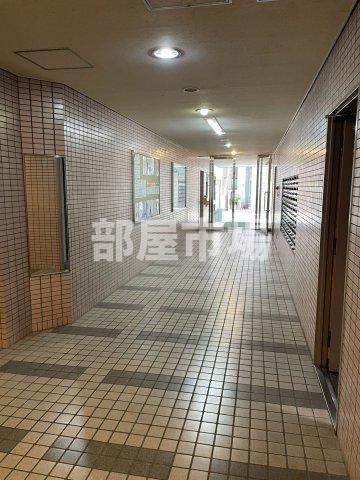 オークマンションのロビー