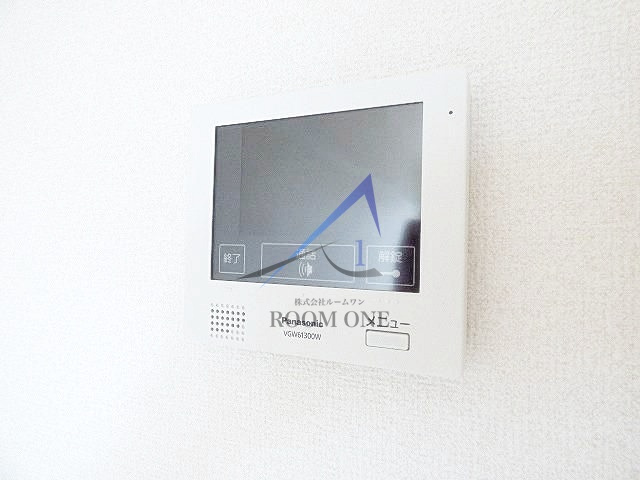 ラフィネ横浜のセキュリティ|モニター付きインターホンです。