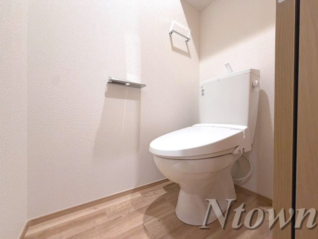 【トイレ】 | REGALEST草薙町 | 清潔感のあるトイレです