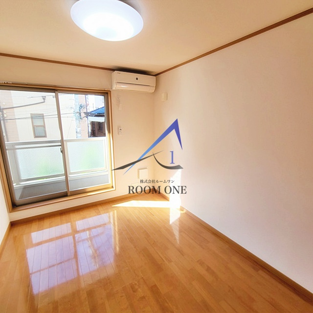 グランデ川崎の居間・リビング|洋室のお部屋です。