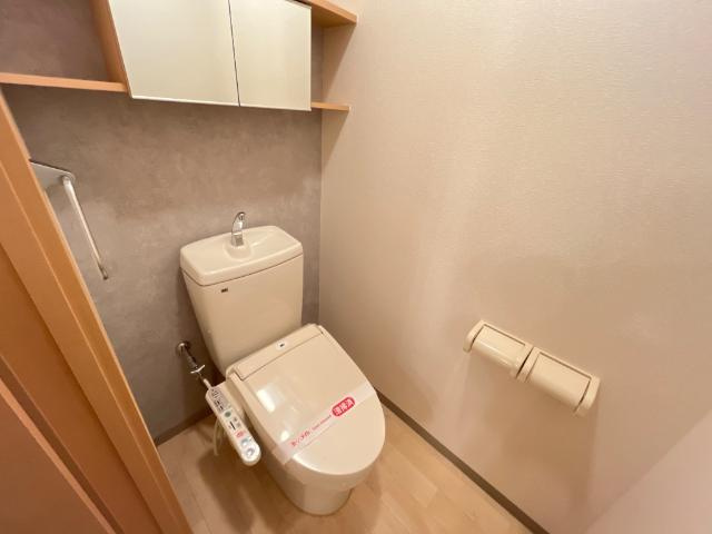 ビバーチェのトイレ|シャワー付トイレ