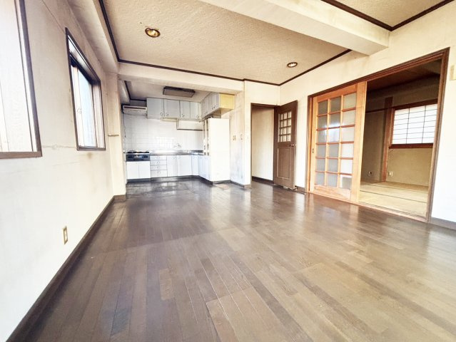 御影石町2丁目一戸建の居間・リビング|4階リビング