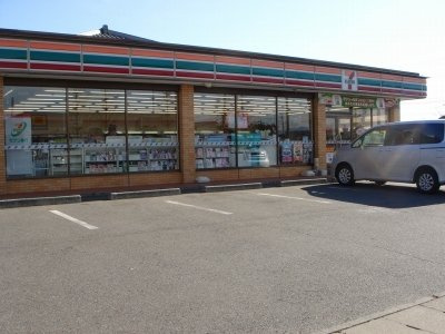 【周辺】 | リュウガミⅡ | セブンイレブン伊勢崎南千木町店まで900m
