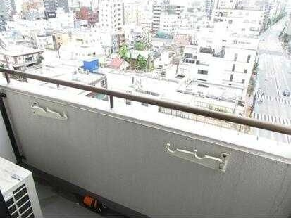 オークハウス浅草のバルコニー