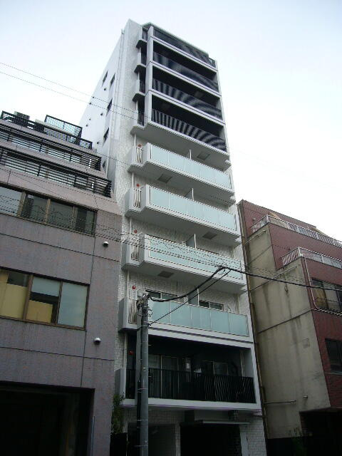 クレストコート文京湯島の外観