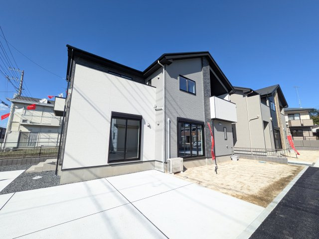 常陸太田市西三町　1期　新築戸建て　1号棟の外観|【月々5万円台〜】
写真だけでは伝わらない快適さを、ぜひ現地で体感しませんか？
即日見学可能です！平日のご案内も可能です♪
お気軽にお問合せください！
