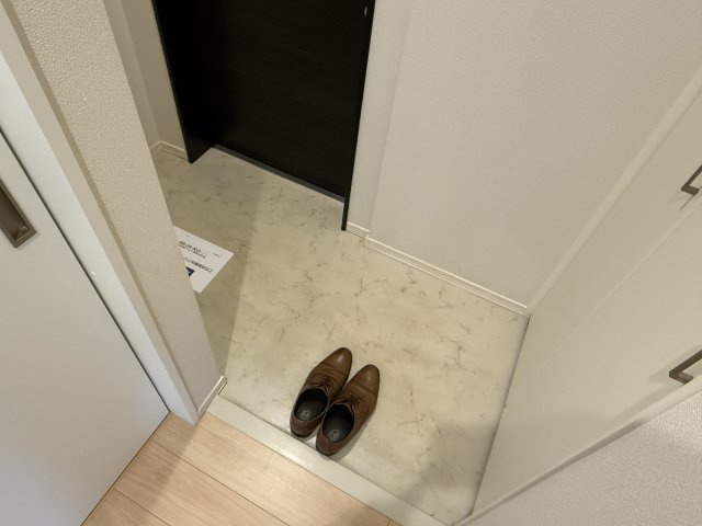 メゾン青葉の玄関