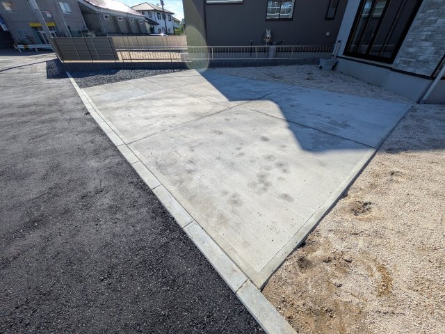 常陸太田市西三町　1期　新築戸建て　4号棟の駐車場|駐車は6台可能です♪