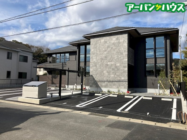 Gratiaの駐車場