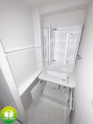 リヴシティ住吉の独立洗面台