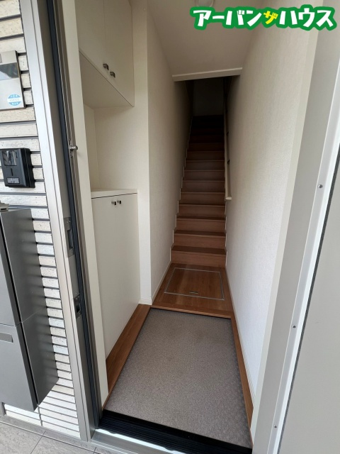 カーサ　リヒト（Casa Licht）の玄関