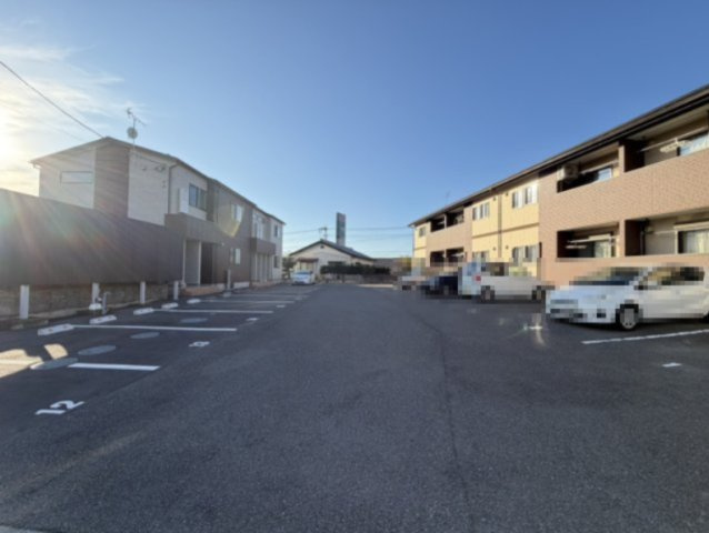 アッシュ・ディ・メルカートⅡの駐車場|他社様掲載物件もまとめてご紹介、ご案内可能です(^^)/