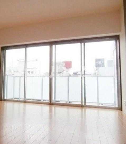 豊島区池袋２丁目の賃貸マンションの居間・リビング