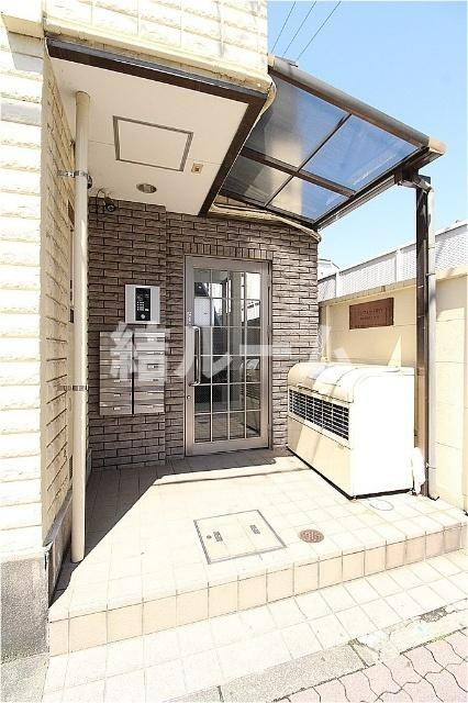 練馬区桜台２丁目の賃貸マンションのエントランス
