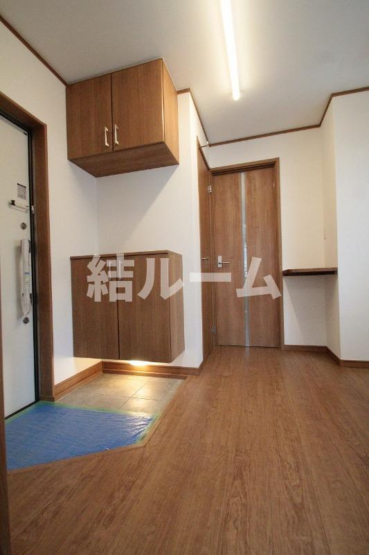板橋区氷川町のアパートの玄関