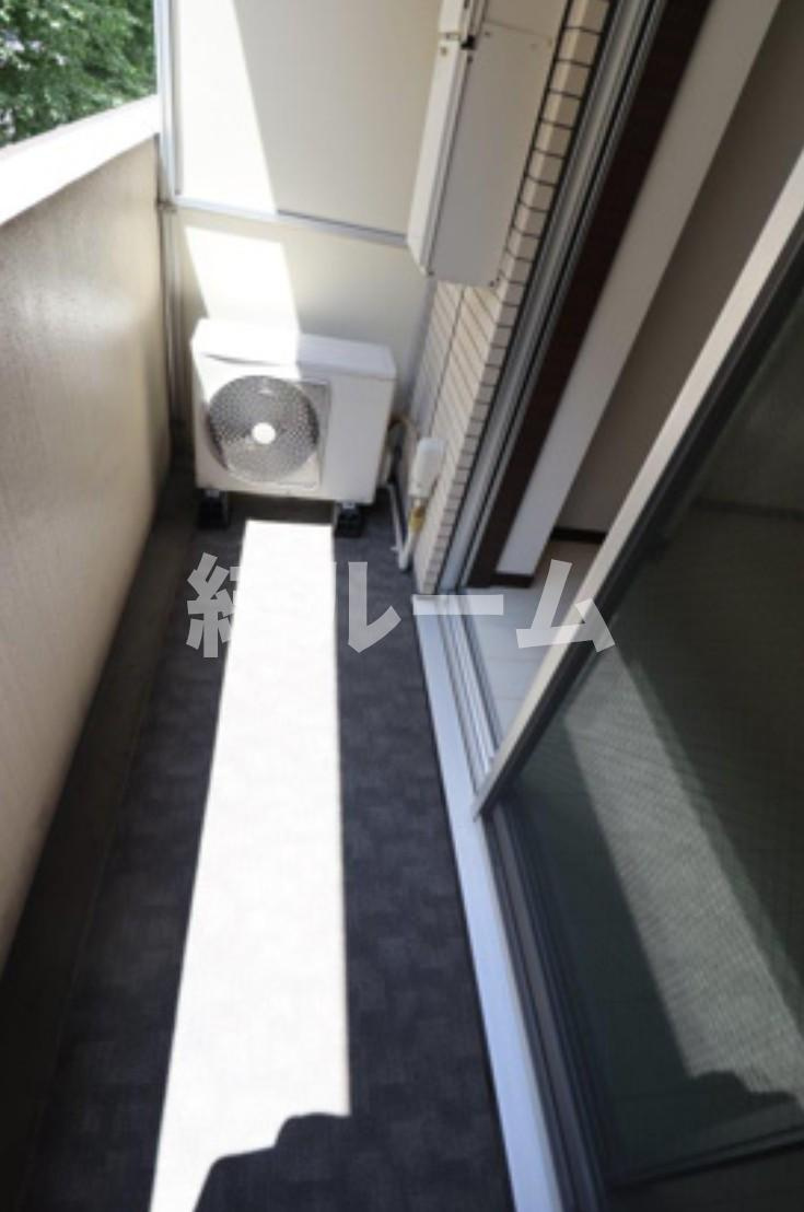 板橋区本町の賃貸マンションのバルコニー