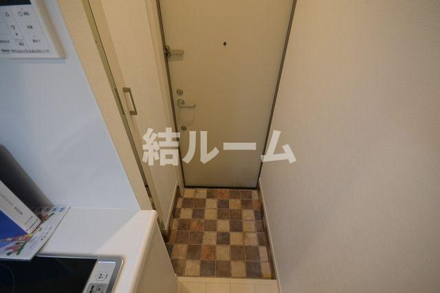 豊島区西池袋４丁目のアパートの玄関