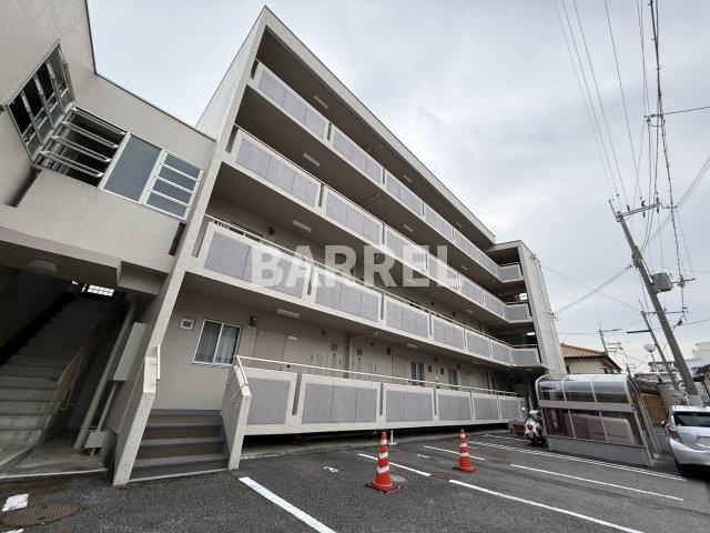 マンションルピナスの外観