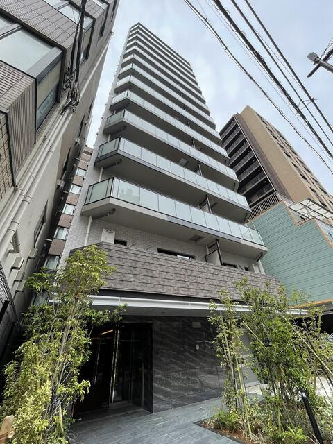クレストコート上野の外観