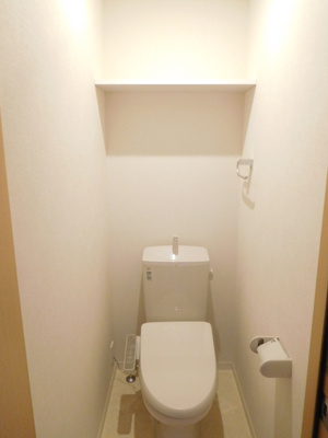 ※別室参考写真。温水洗浄便座付き♪