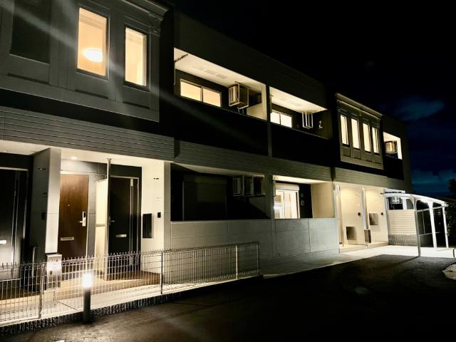 【外観】 | オードゥルレスト | 外観写真（夜）