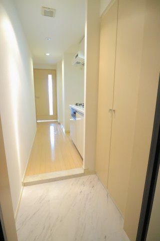プライムアーバン月島の玄関|※参考写真