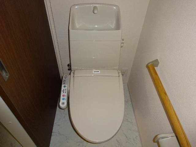 リブロコリーナのトイレ|シャワー付トイレ