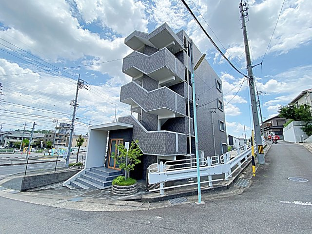 荒池シティーハウスの外観