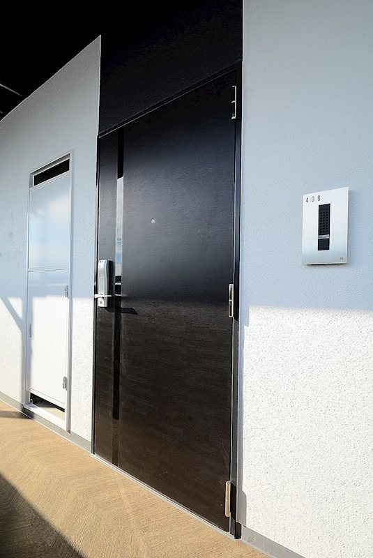 グランドコンシェルジュ世田谷アジールコートの玄関