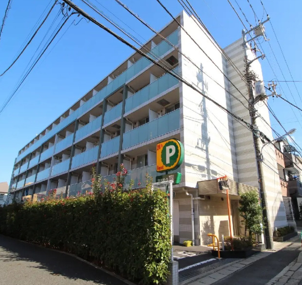 AZEST浦安の外観