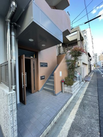 ライフステージ徳川のエントランス