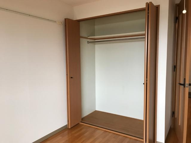 サンヒルズ新木の収納|クローゼット