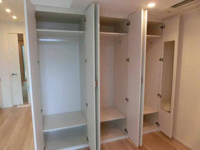 ＴＨＥ　ＲＯＰＰＯＮＧＩ　ＴＯＫＹＯ　ＣＬＵＢ　ＲＥＳＩＤＥＮＣＥの収納|※写真は同タイプ住戸です。