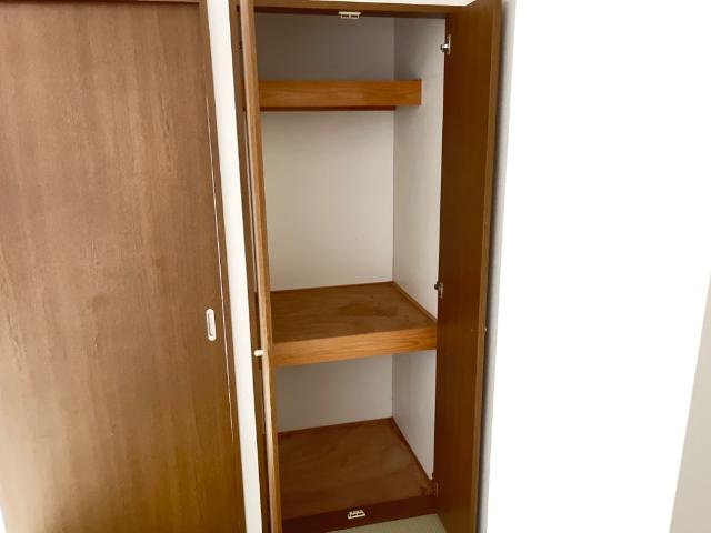 ルナ・エトワール府中の収納|和室収納②