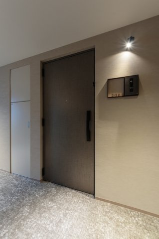ＭＯＣＸＩＯＮ　ＰＲＥＭＩＵＭ四谷大京町の玄関|※写真は同タイプ住戸です。